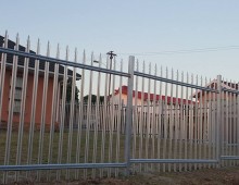 Palisade Fencing & Gates